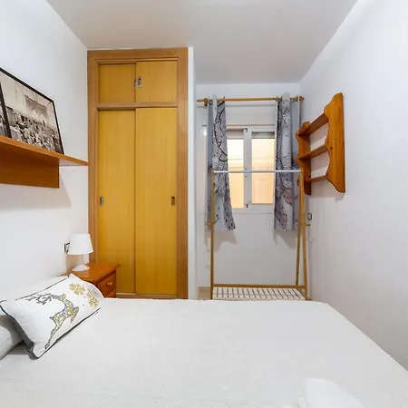 Almeriasuite Beach&sun Apartment *